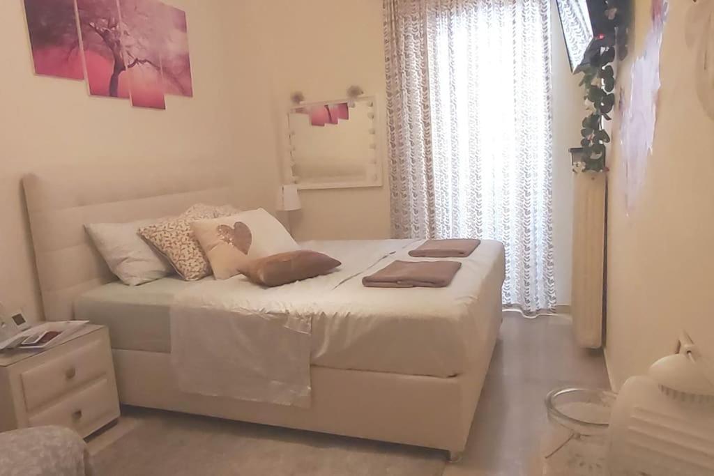 Theano'S Cozy & Quiet Lux Central Flat - Wifi & Full Amenities Patras Exteriér fotografie